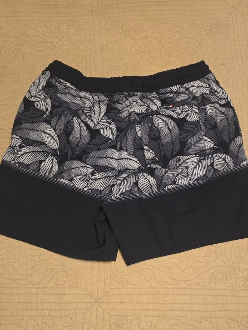 Quiksilver Mens Swim Trunks Lot of 3 XL Blue Gray Floral Striped Volley Shorts